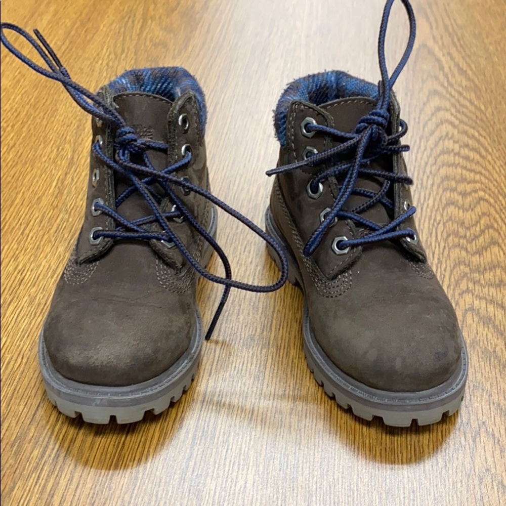 Timberland Brown suede boots
